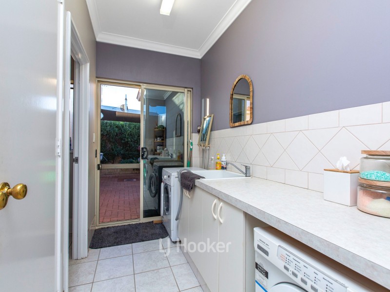 9 Pimelia Road, Glen Iris WA 6230