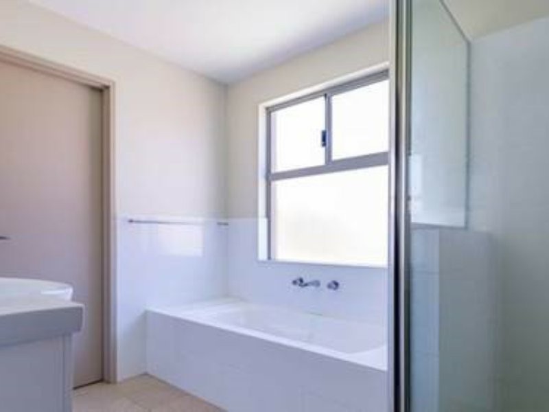 44 Lisa Road, Australind WA 6233