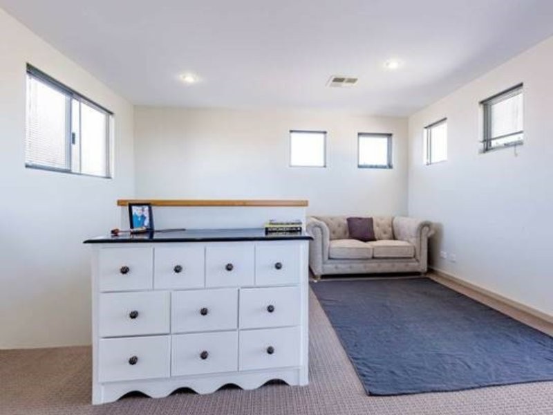 44 Lisa Road, Australind WA 6233