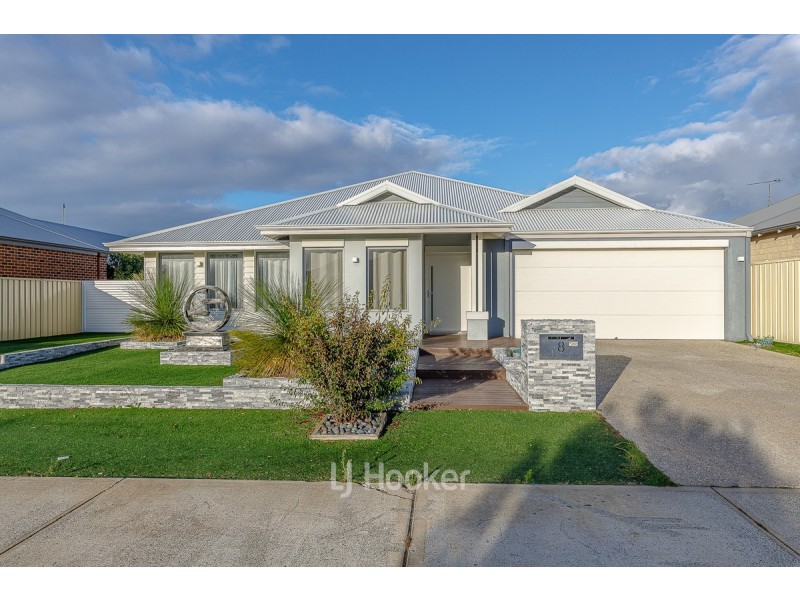 8 Ashpan Approach, West Busselton WA 6280