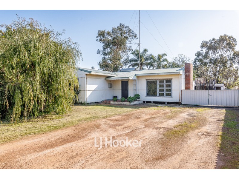 26 Yorla Road, Carey Park WA 6230