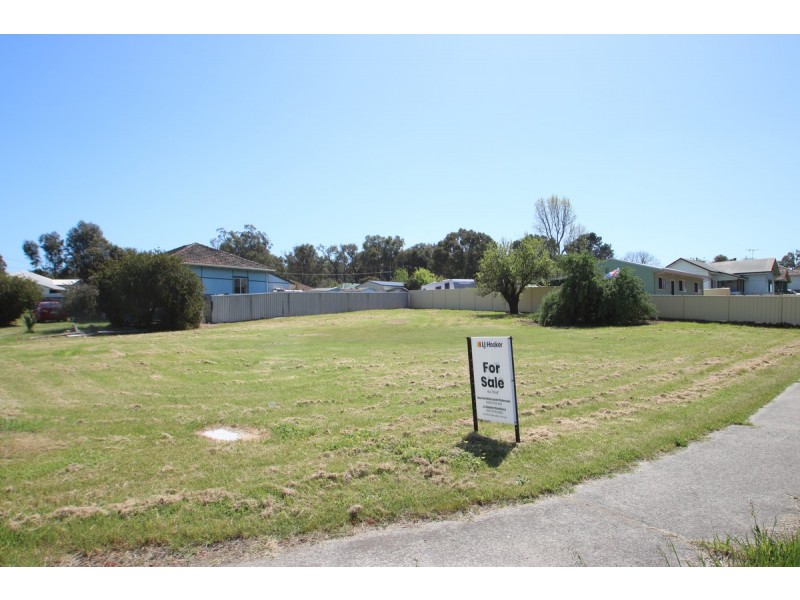 37 Moore Street, Collie WA 6225