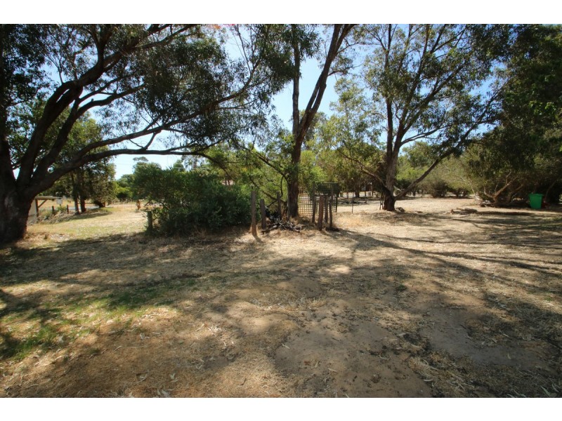 20 Payne Road, Capel WA 6271