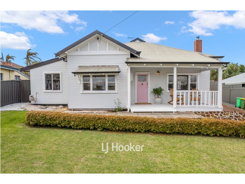 26 Beach Road, South Bunbury WA 6230