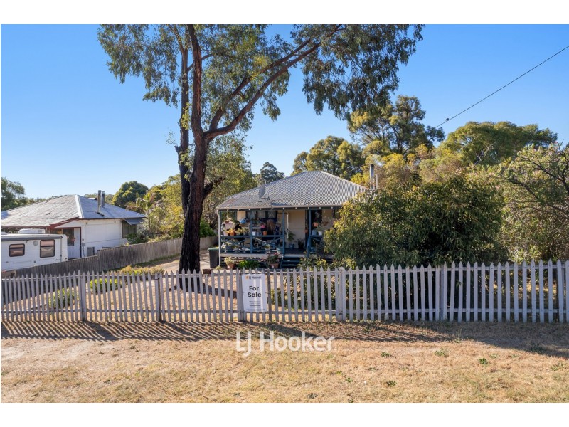 57 Riley Street, Collie WA 6225