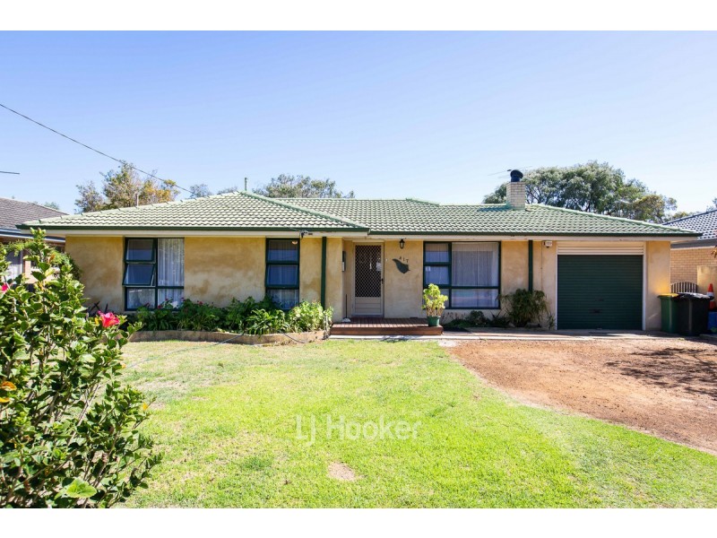 417 Bussell Highway, Broadwater WA 6280