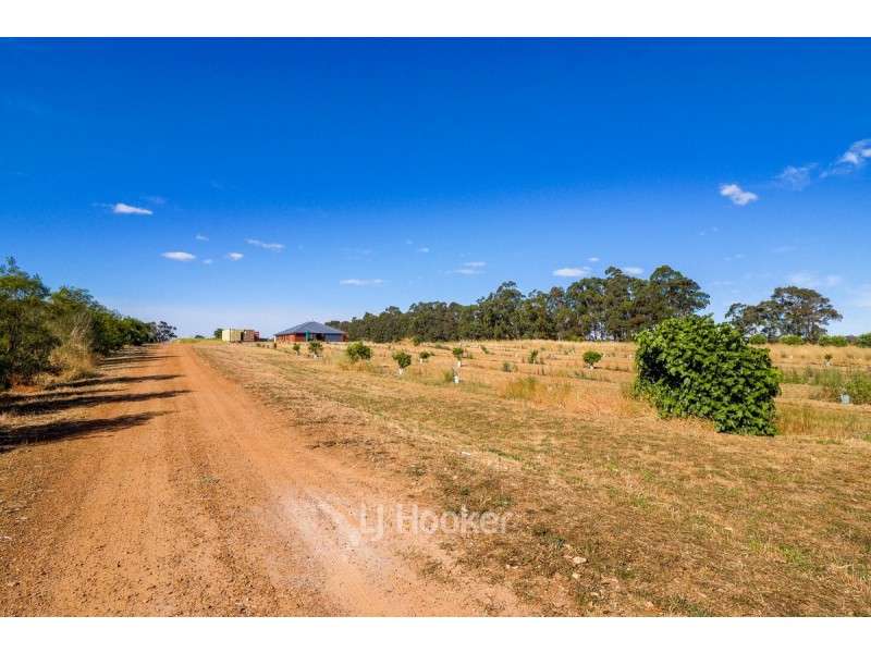 12 Gardiner Road, Cowaramup WA 6284