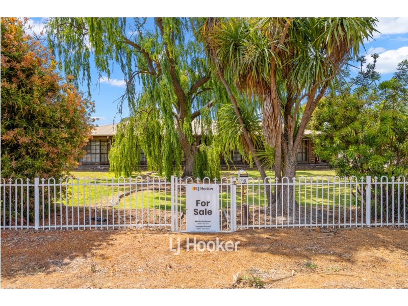 6 York Road, Collie WA 6225
