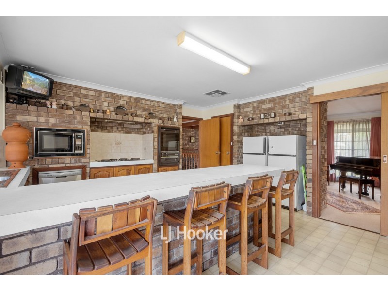 6 York Road, Collie WA 6225