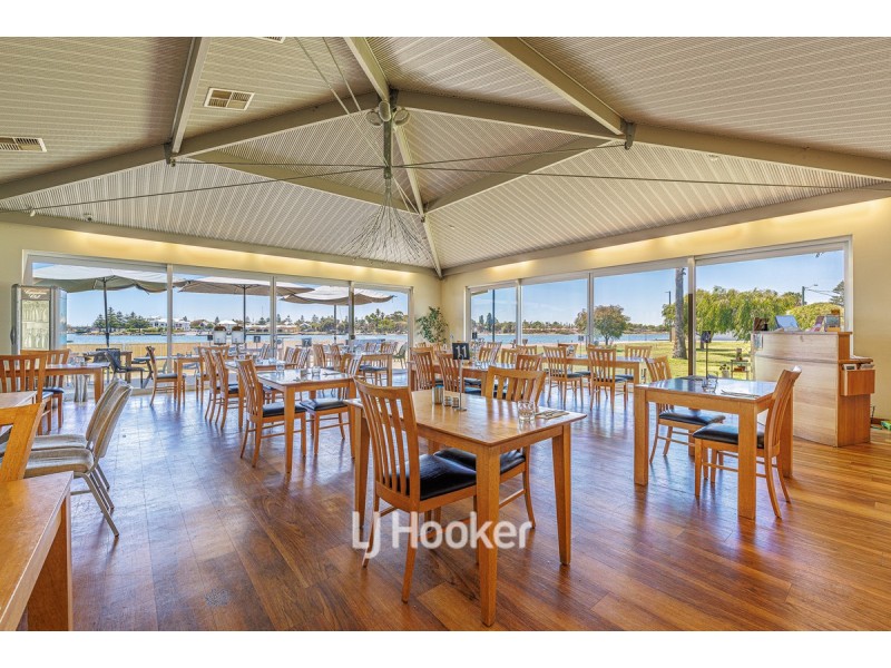 42 Cobblestone Drive, Bunbury WA 6230