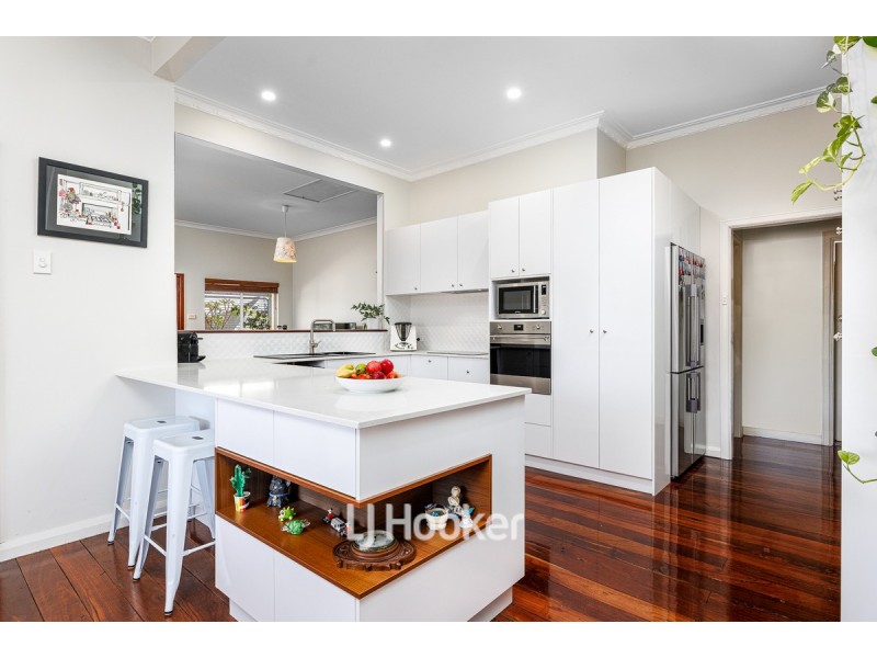 7 Palm Street, Bunbury WA 6230