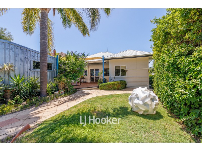 7 Palm Street, Bunbury WA 6230