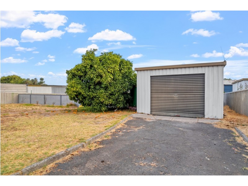 9 McKinley Street, Collie WA 6225