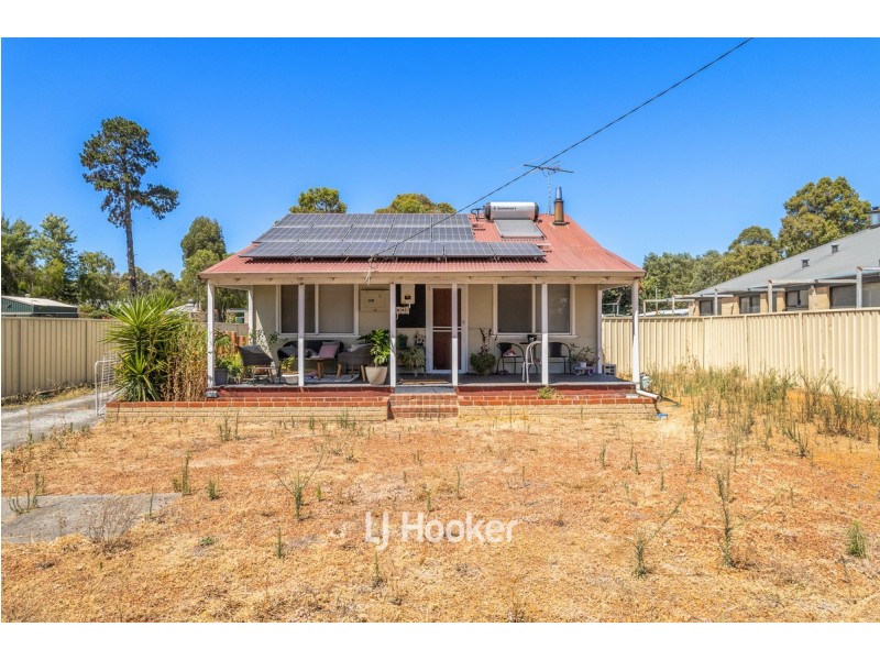 29 Christie Street, Collie WA 6225