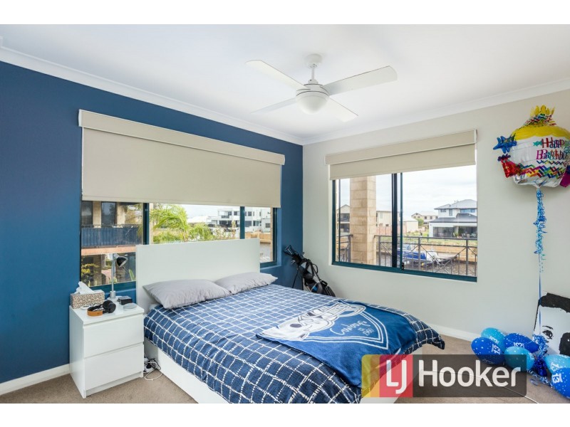 41 Portofino Crescent, Pelican Point WA 6230