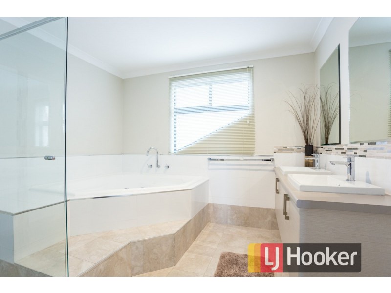 41 Portofino Crescent, Pelican Point WA 6230