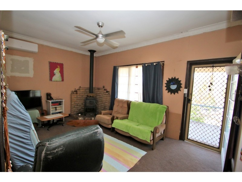 49 Atkinson Street, Collie WA 6225