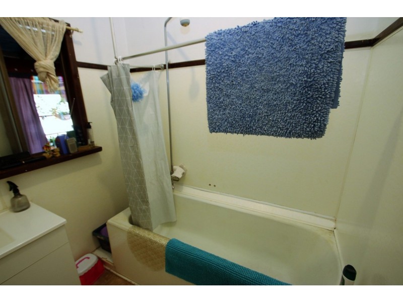 49 Atkinson Street, Collie WA 6225