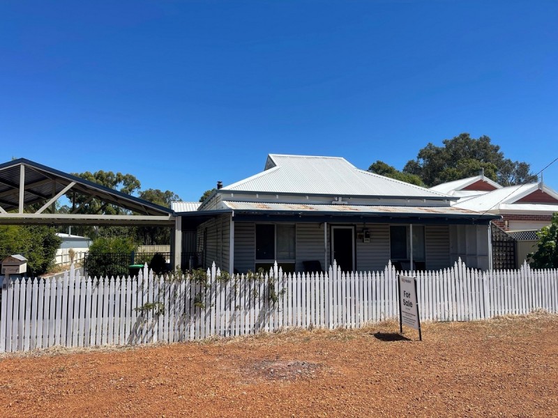 47 Raymond Street, Collie WA 6225