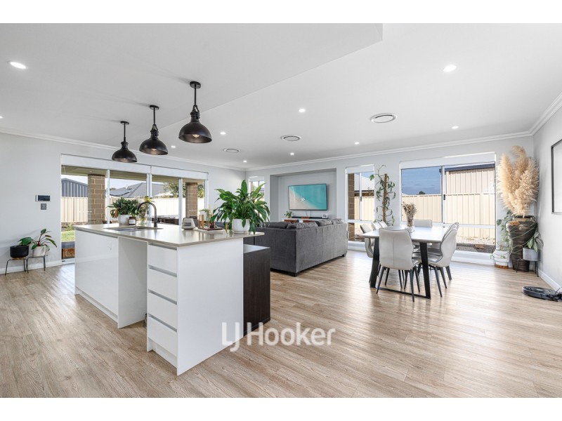 49 Edenhope Road, Australind WA 6233
