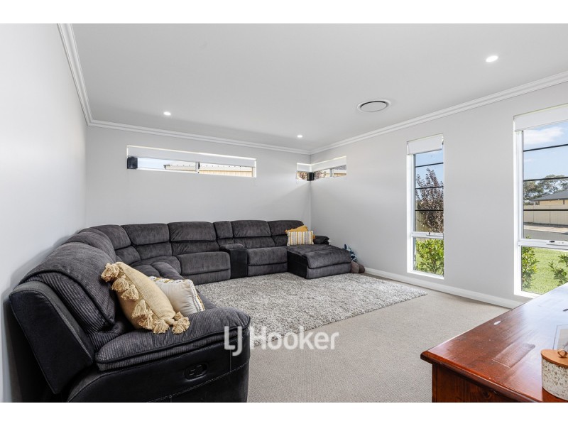 49 Edenhope Road, Australind WA 6233