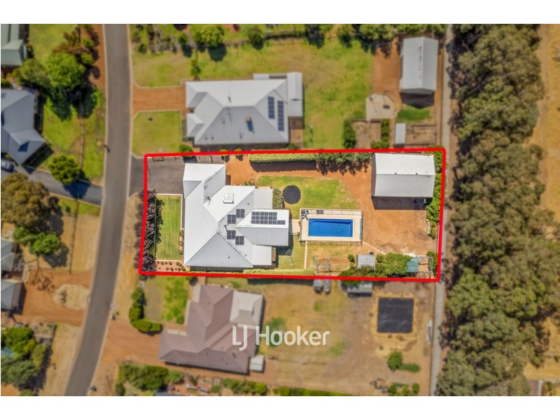 7 Shier Rise, Burekup WA 6227