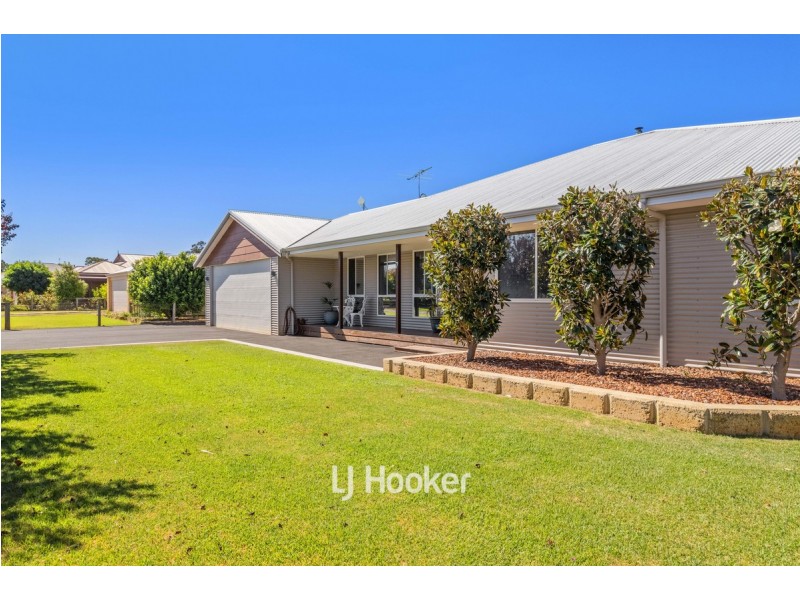 7 Shier Rise, Burekup WA 6227