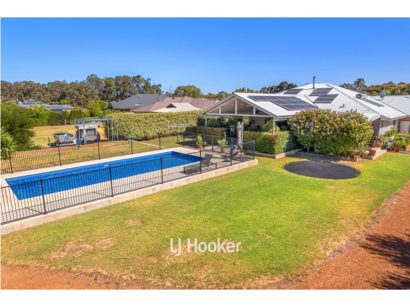 7 Shier Rise, Burekup WA 6227