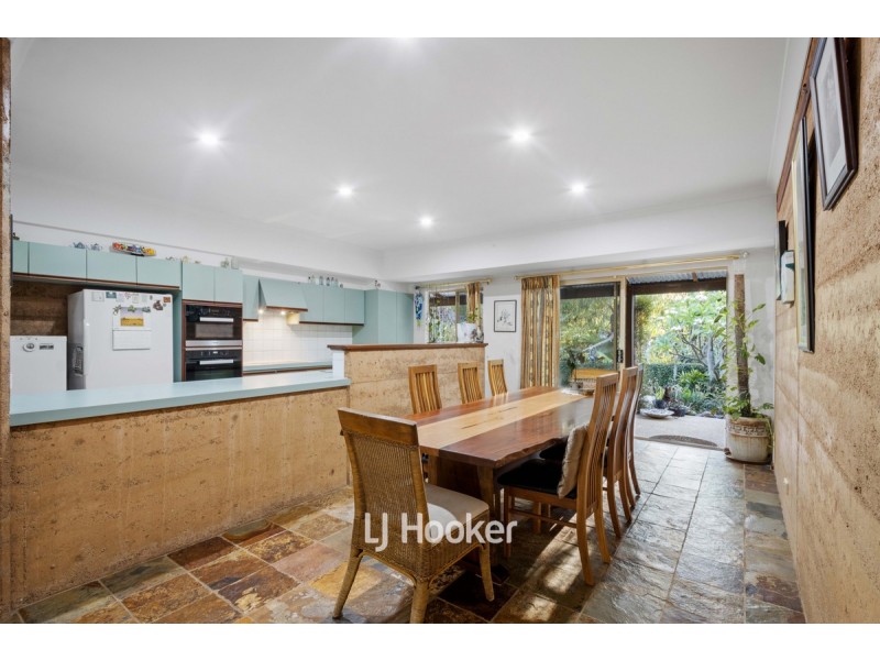 17 Grosmont Glade, Leschenault WA 6233