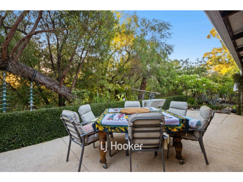 17 Grosmont Glade, Leschenault WA 6233