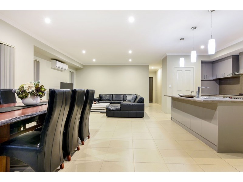 11 Electra Lane, Australind WA 6233