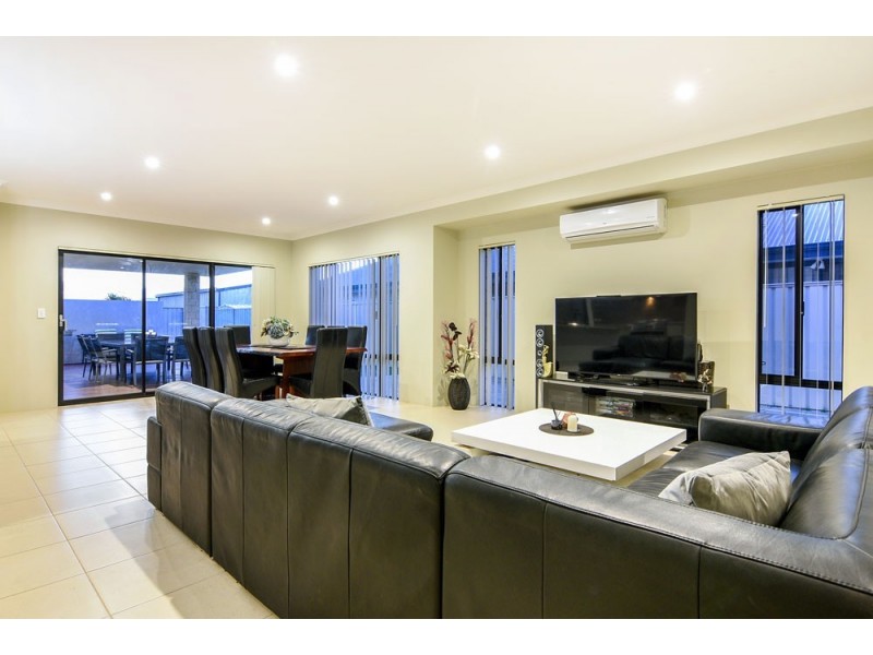 11 Electra Lane, Australind WA 6233