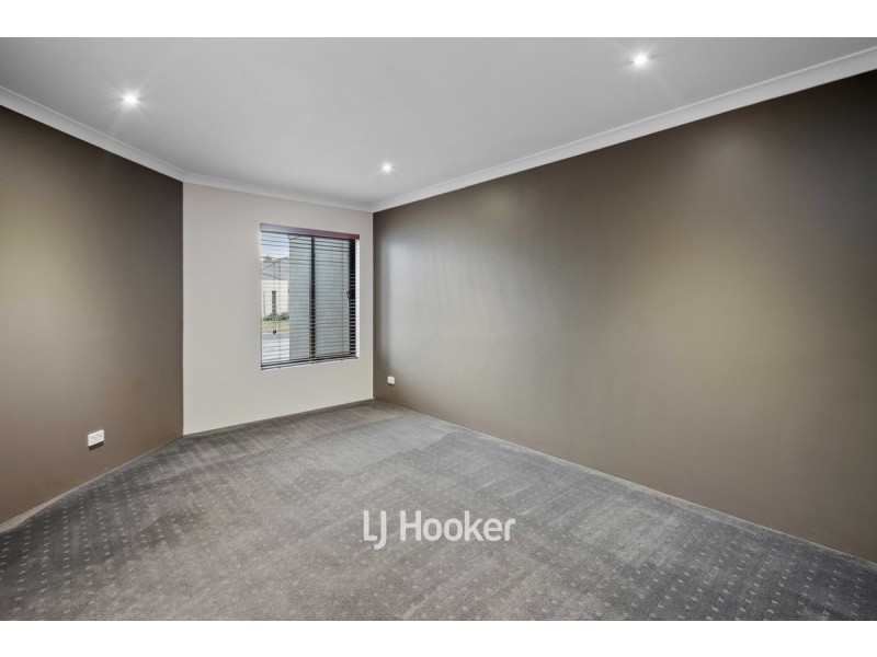 32 Claymore Loop, Dalyellup WA 6230