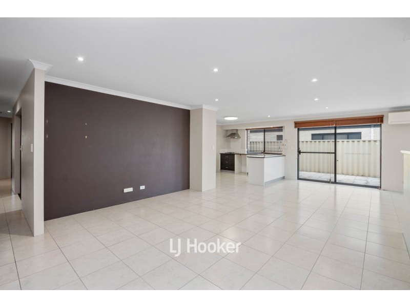 32 Claymore Loop, Dalyellup WA 6230