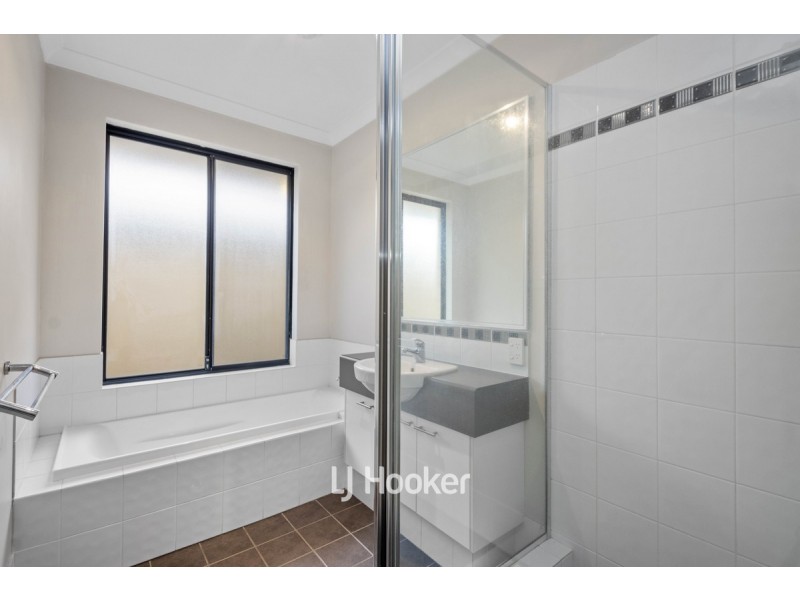 32 Claymore Loop, Dalyellup WA 6230