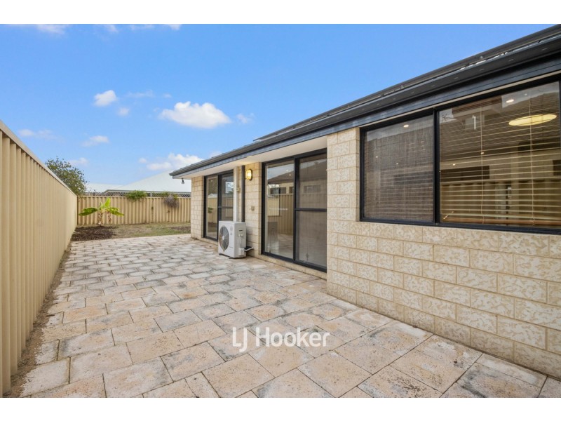 32 Claymore Loop, Dalyellup WA 6230