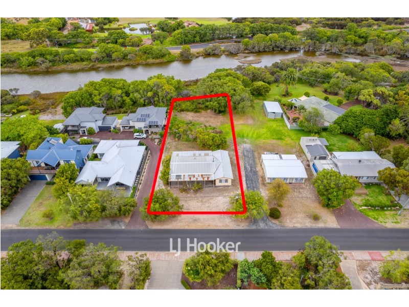 216 Geographe Bay Road, Quindalup WA 6281