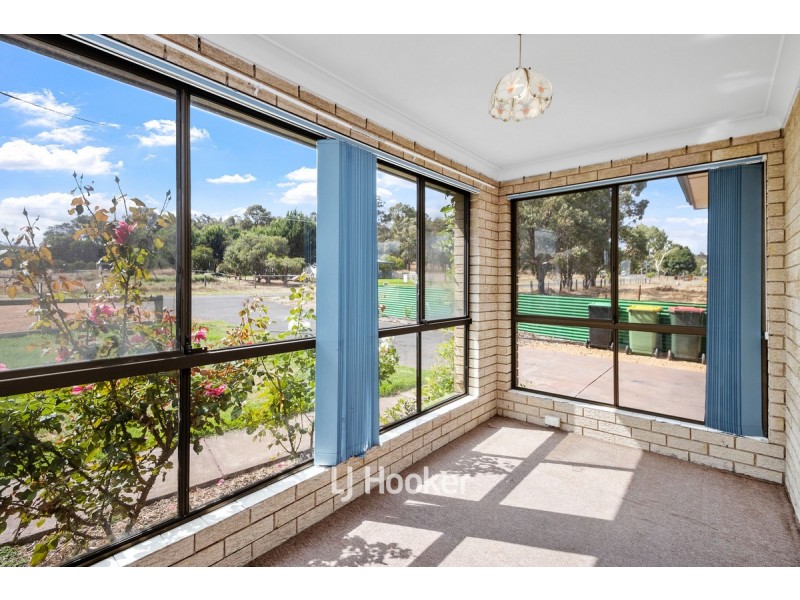 13 Davis Street, Collie WA 6225