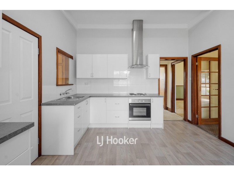 13 Davis Street, Collie WA 6225