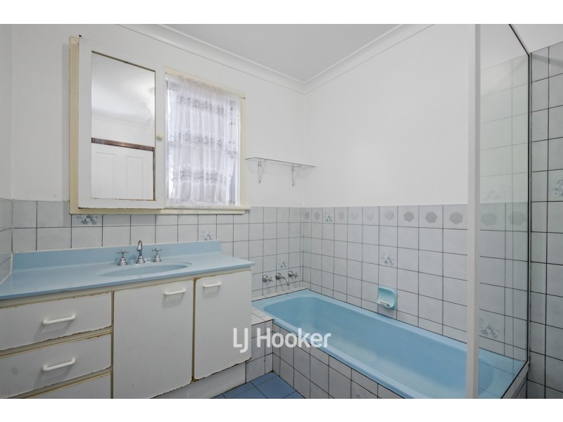 13 Davis Street, Collie WA 6225