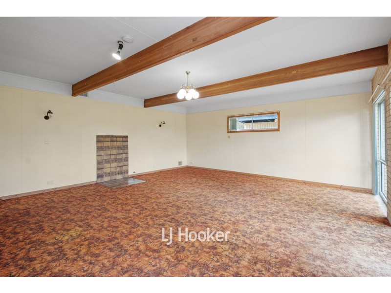 13 Davis Street, Collie WA 6225