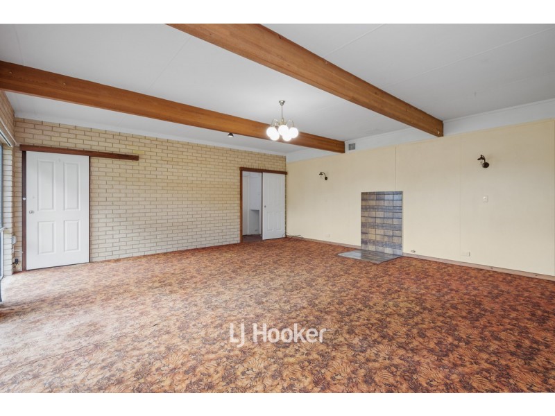 13 Davis Street, Collie WA 6225