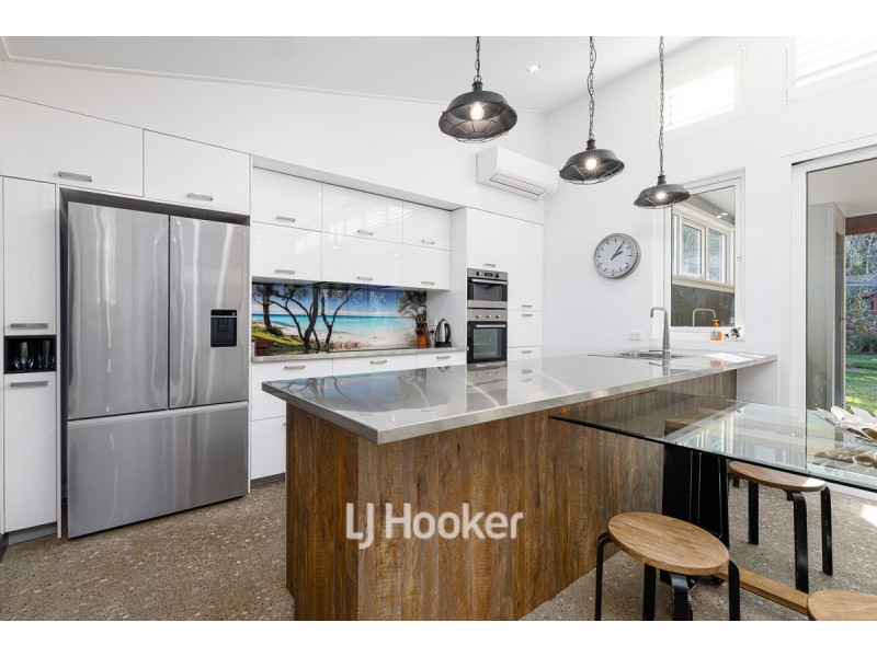 18 Sampson Road, Bunbury WA 6230