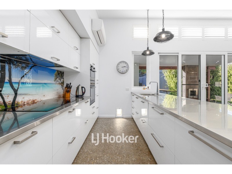 18 Sampson Road, Bunbury WA 6230