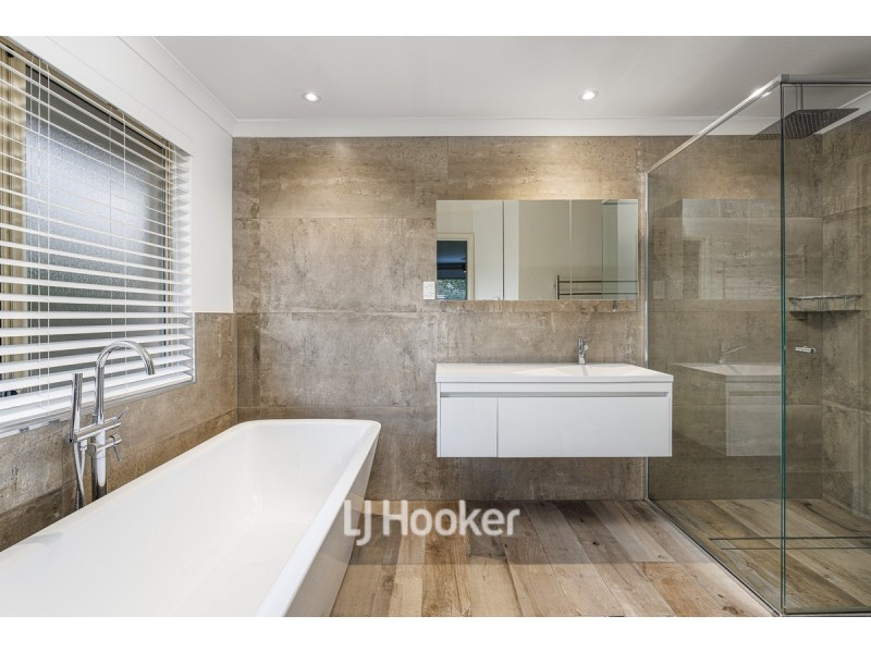 6 Warut Way, Dalyellup WA 6230