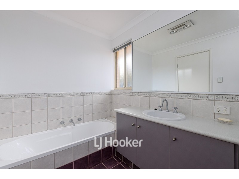 6 Warut Way, Dalyellup WA 6230