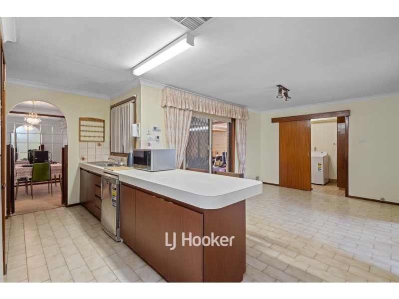 14 Elvey Place, Usher WA 6230