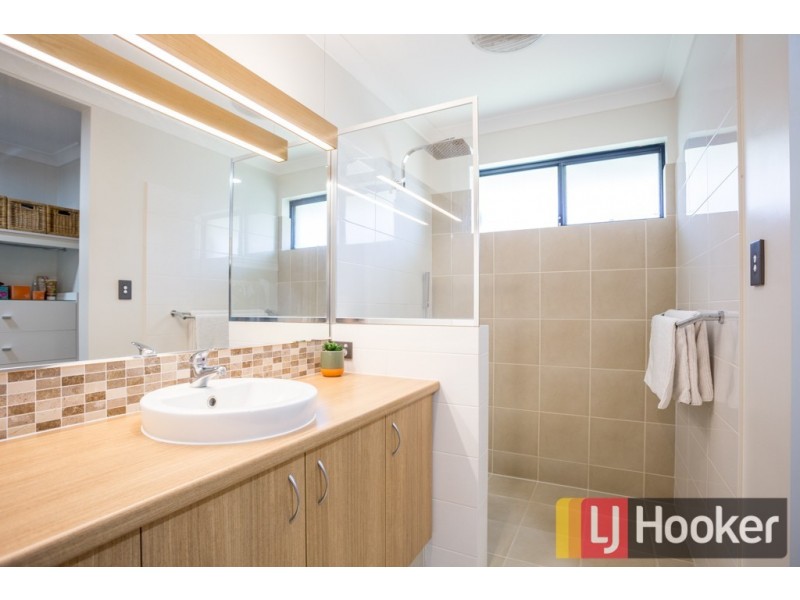 56 Gardiner Street, Burekup WA 6227