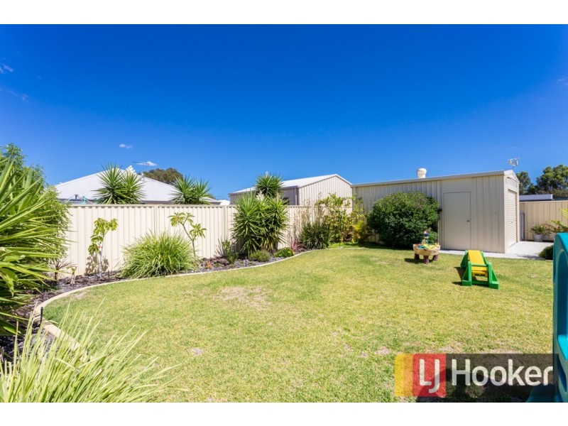 56 Gardiner Street, Burekup WA 6227