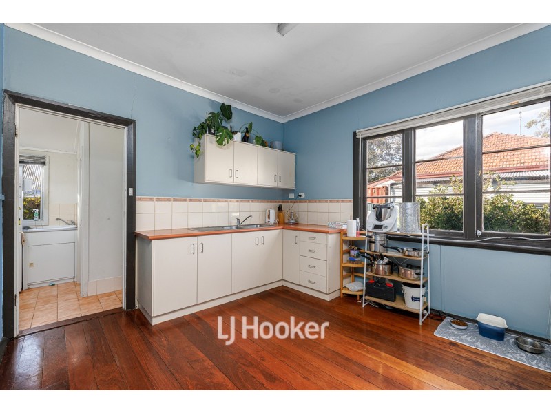 22 Nuytsia Avenue, Carey Park WA 6230